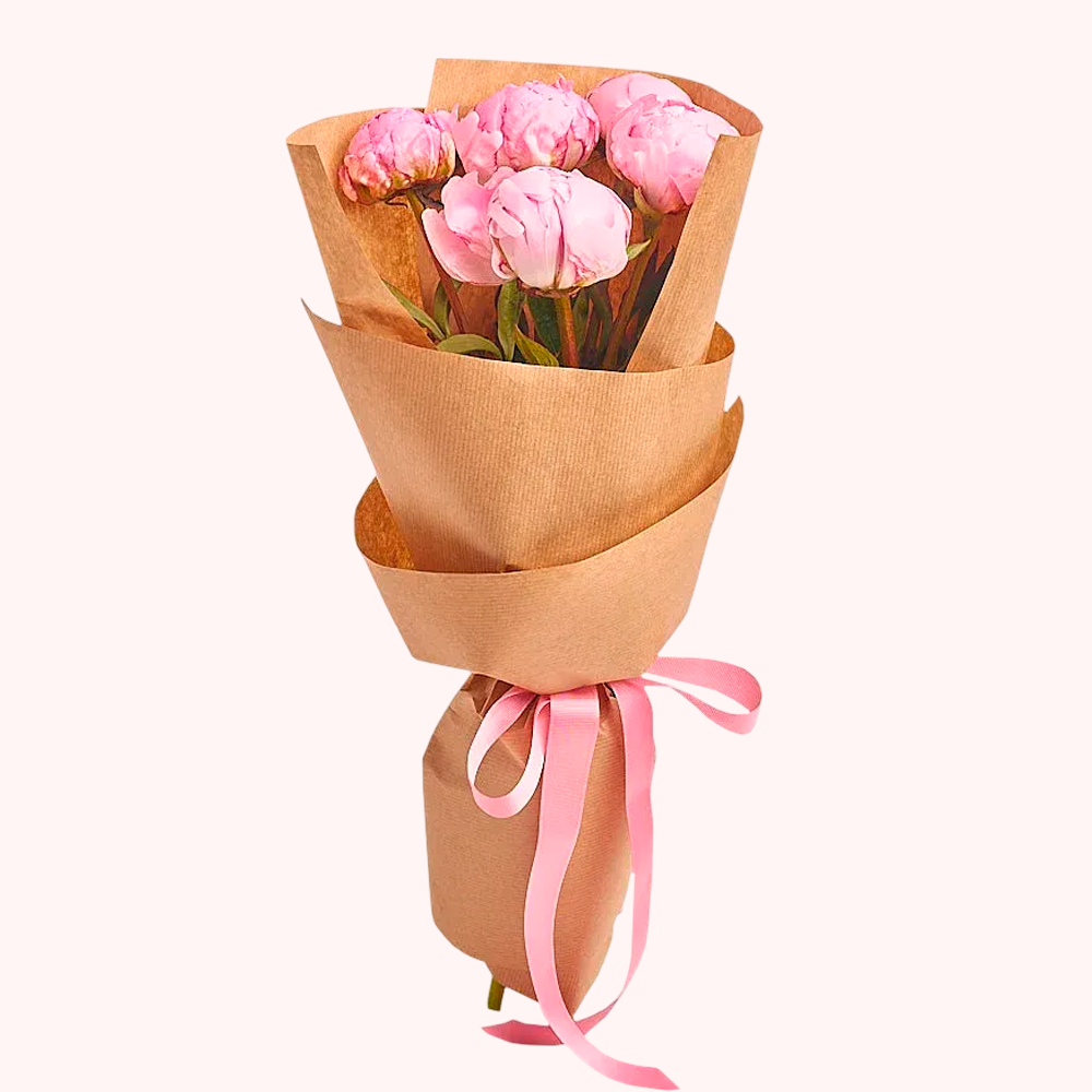 5 розовых пионов
